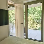 Greeneri Park - Na Wyspie Apartment