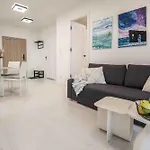 Greeneri Park - Na Wyspie Apartment *